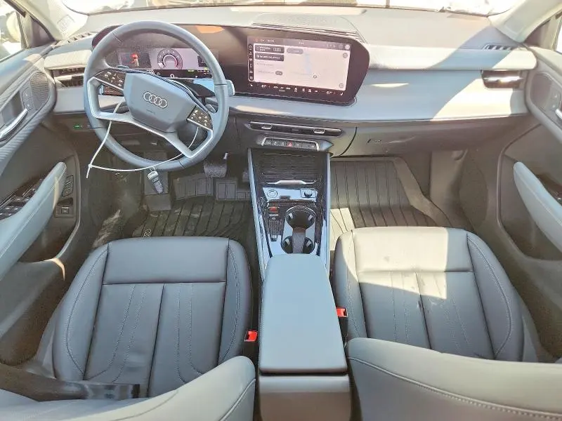 2026 AUDI Q3 S-LINE  