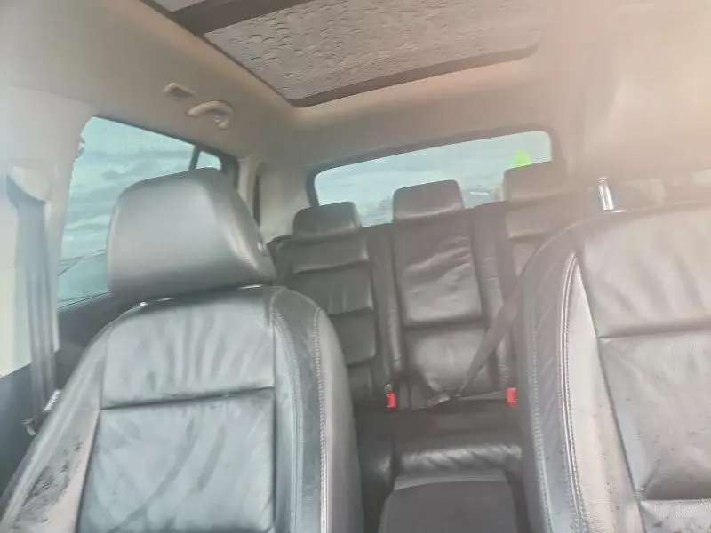 2011 VOLKSWAGEN TIGUAN S  