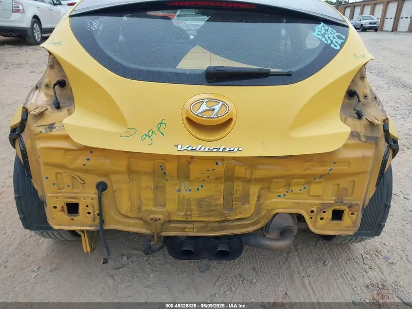 2012 HYUNDAI VELOSTER BASE W/BLACK