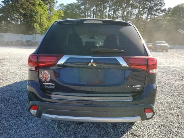 2016 MITSUBISHI OUTLANDER SE