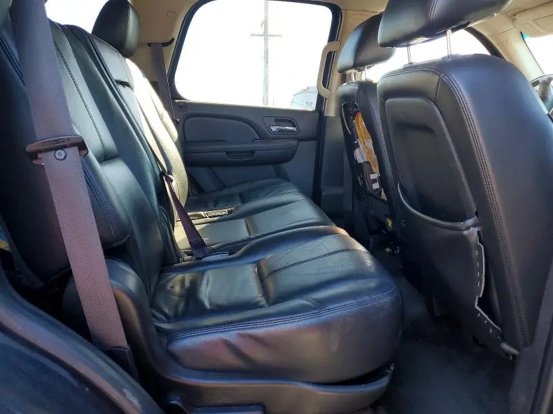 2011 CHEVROLET TAHOE K1500 LT  