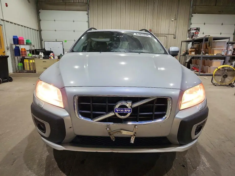 2012 VOLVO XC70 3.2  