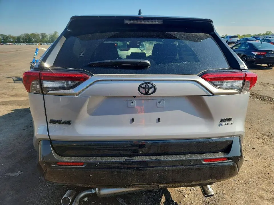 2025 TOYOTA RAV4 XSE  