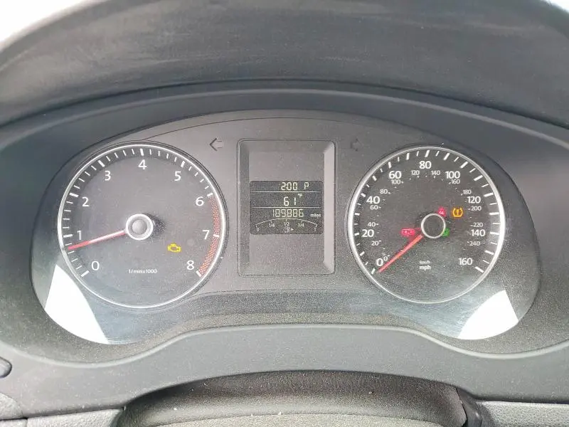 2012 VOLKSWAGEN JETTA SE  