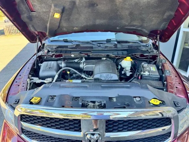 2016 RAM 1500 SLT