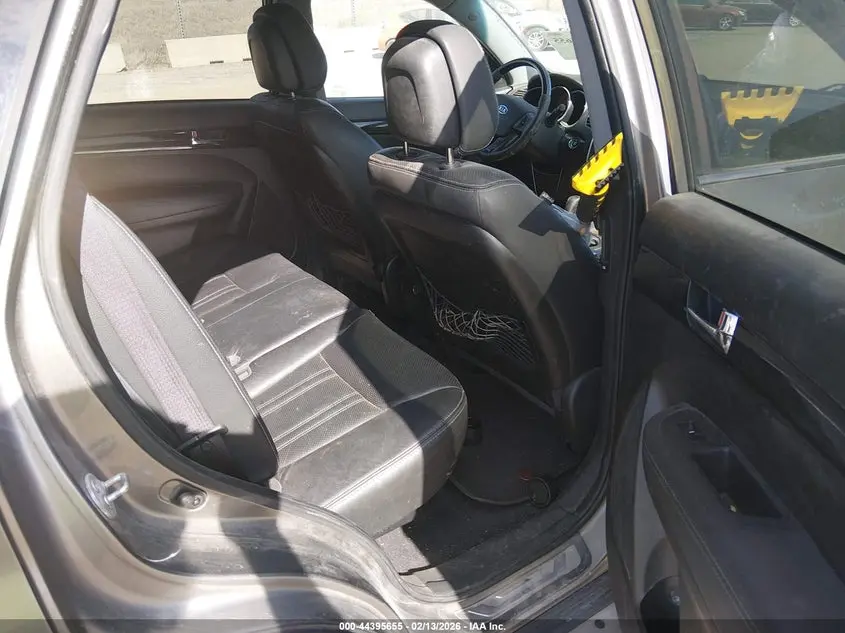 2012 KIA SORENTO SX V6