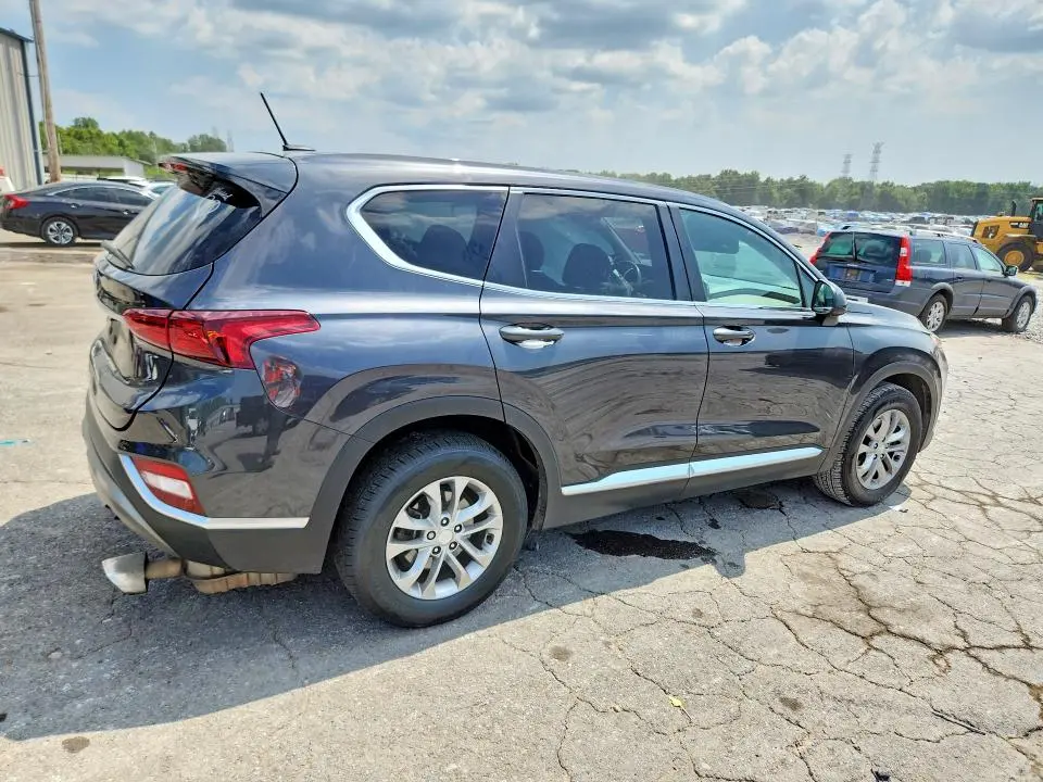 2020 HYUNDAI SANTA FE SE  
