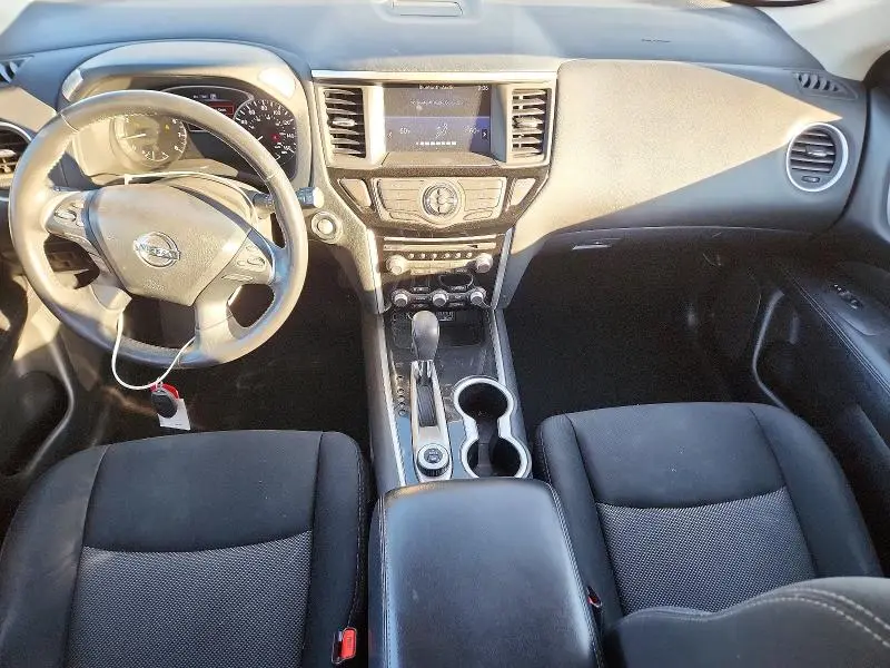 2019 NISSAN PATHFINDER SV  