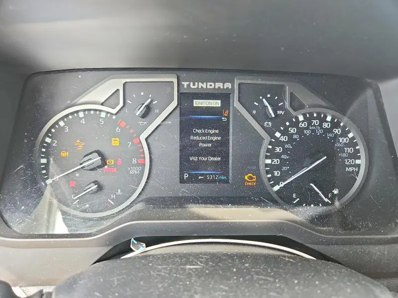 2023 TOYOTA TUNDRA SR5  