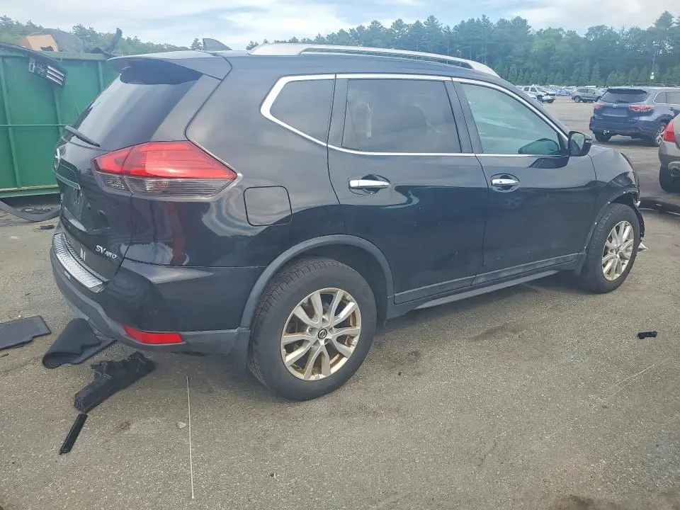 2017 NISSAN ROGUE SV  