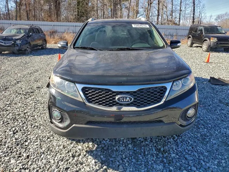 2012 KIA SORENTO BASE  