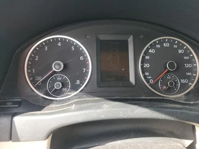 2011 VOLKSWAGEN TIGUAN S  