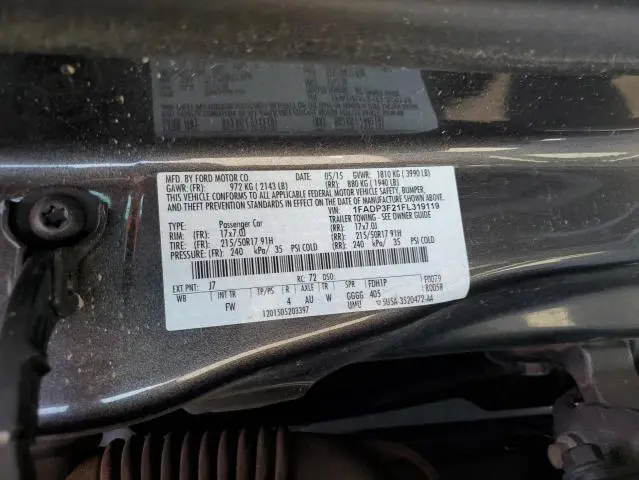2015 FORD FOCUS SE  