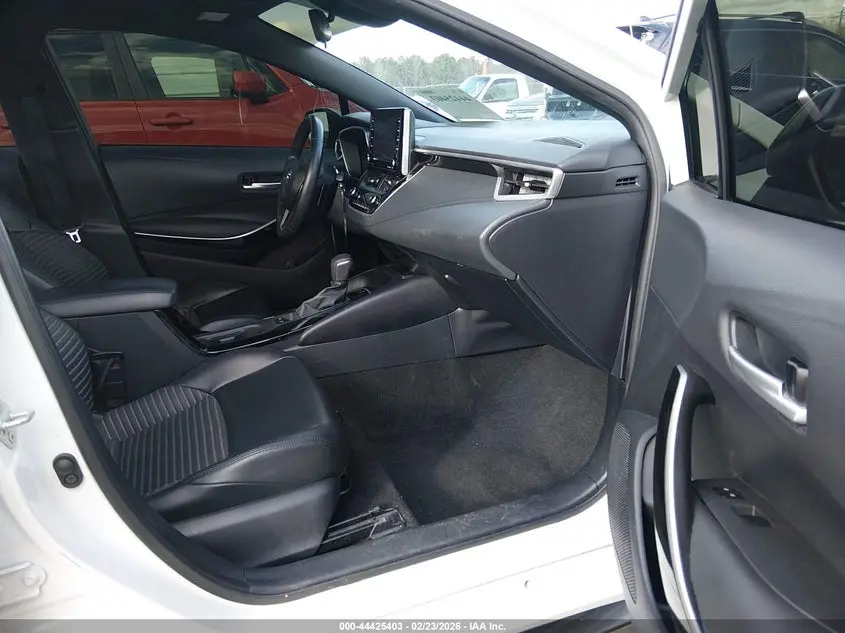 2022 TOYOTA COROLLA XSE