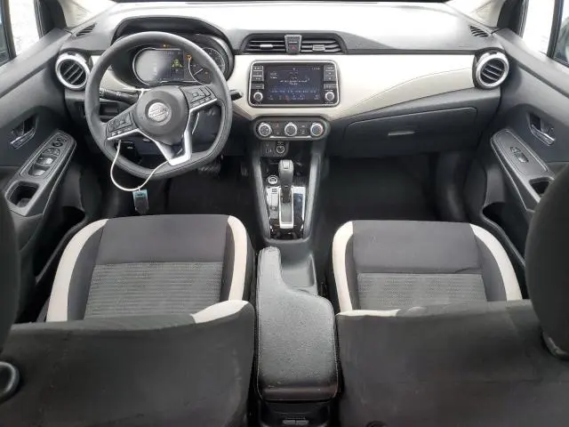 2022 NISSAN VERSA SV  