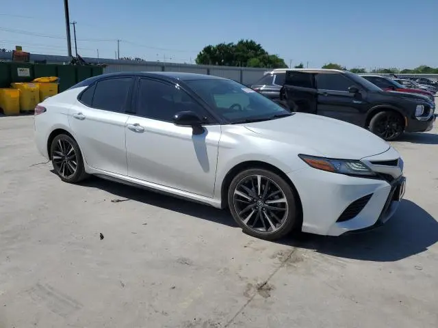 2019 TOYOTA CAMRY XSE  
