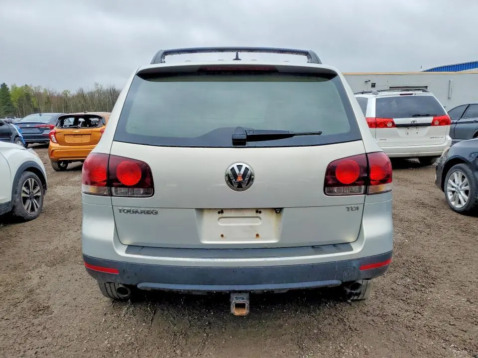 2010 VOLKSWAGEN TOUAREG TDI  