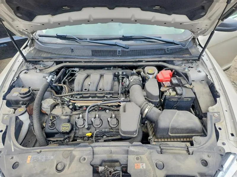 2018 FORD TAURUS SE  