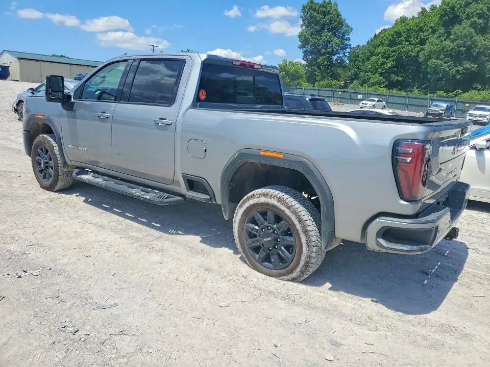 2026 GMC SIERRA K2500 AT4  