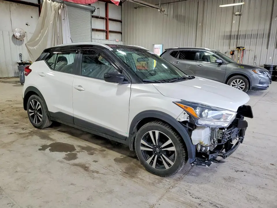 2020 NISSAN KICKS SV  