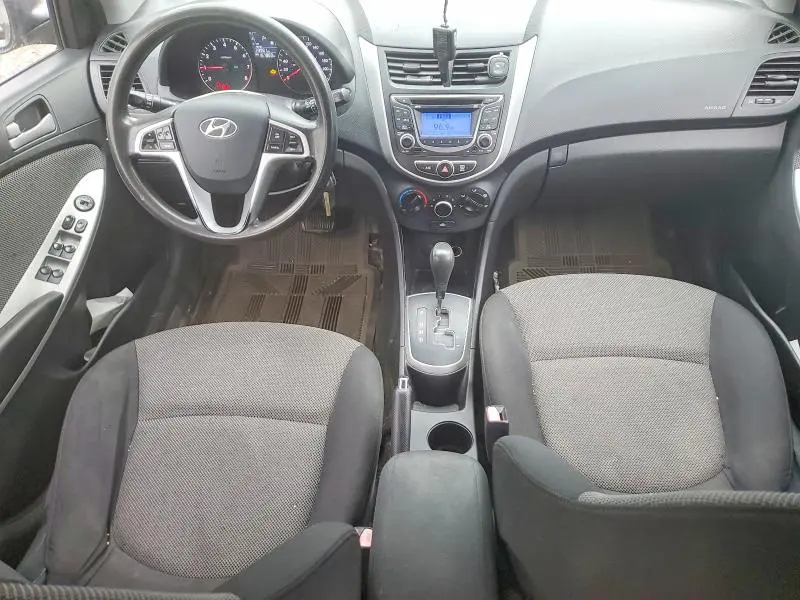 2012 HYUNDAI ACCENT GS  
