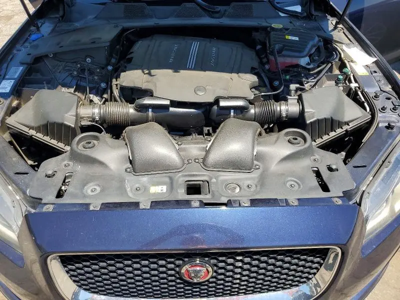 2017 JAGUAR XJ   