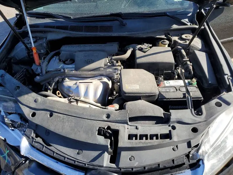 2016 TOYOTA CAMRY XLE  