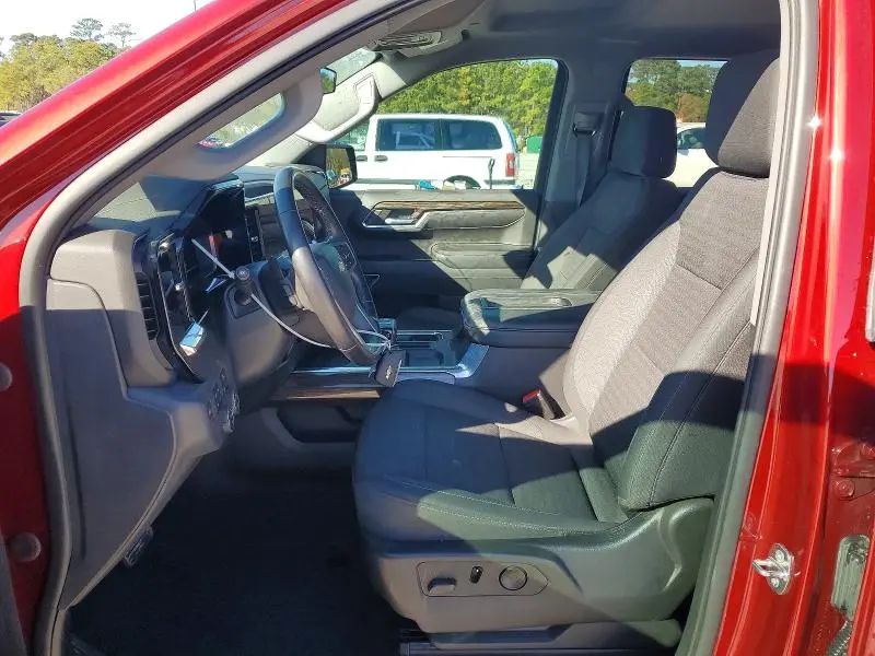 2022 CHEVROLET SILVERADO K1500 LT  