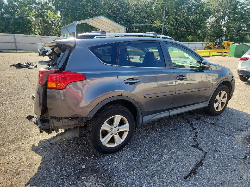 2014 TOYOTA RAV4 XLE  