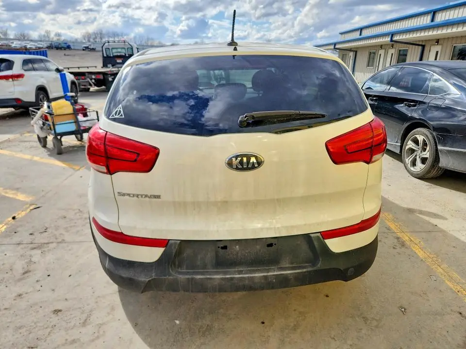 2016 KIA SPORTAGE LX  