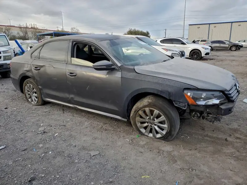 2012 VOLKSWAGEN PASSAT S  