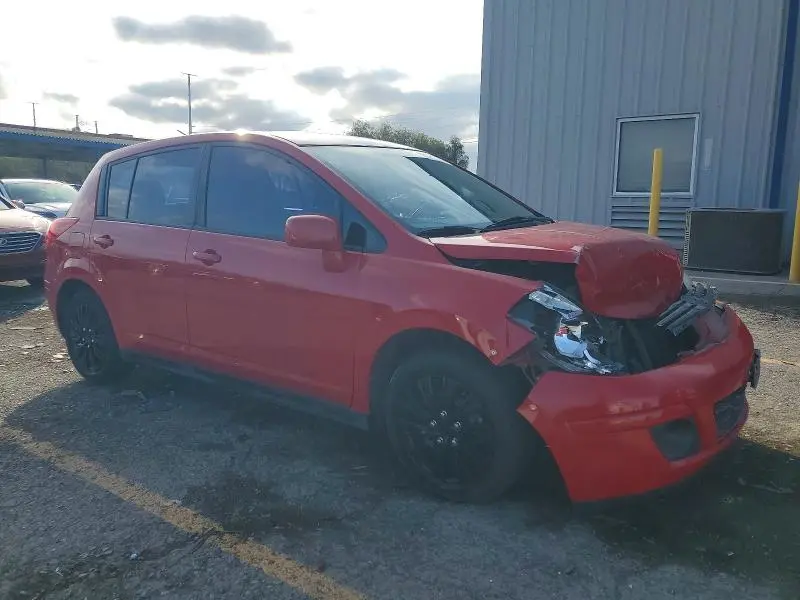 2011 NISSAN VERSA S  