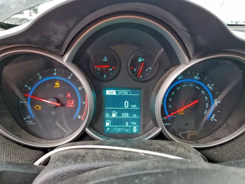 2015 CHEVROLET CRUZE LT  