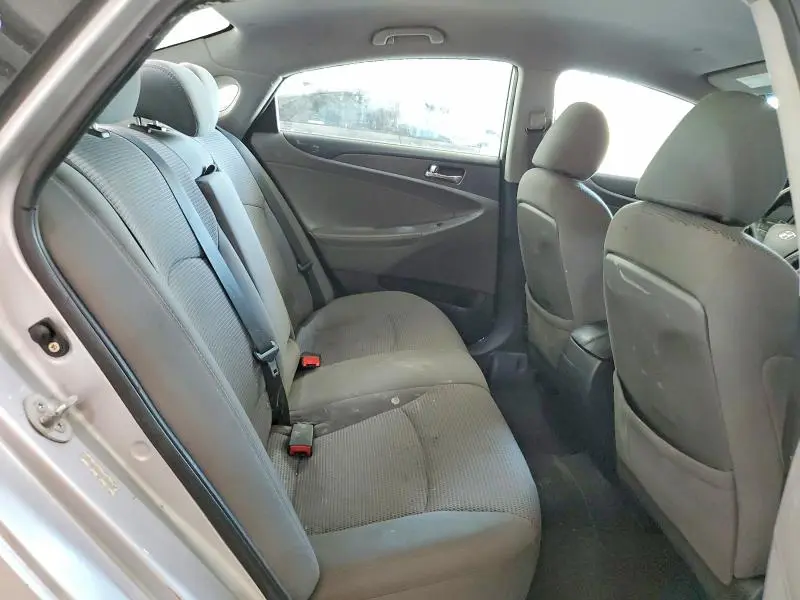 2011 HYUNDAI SONATA GLS  