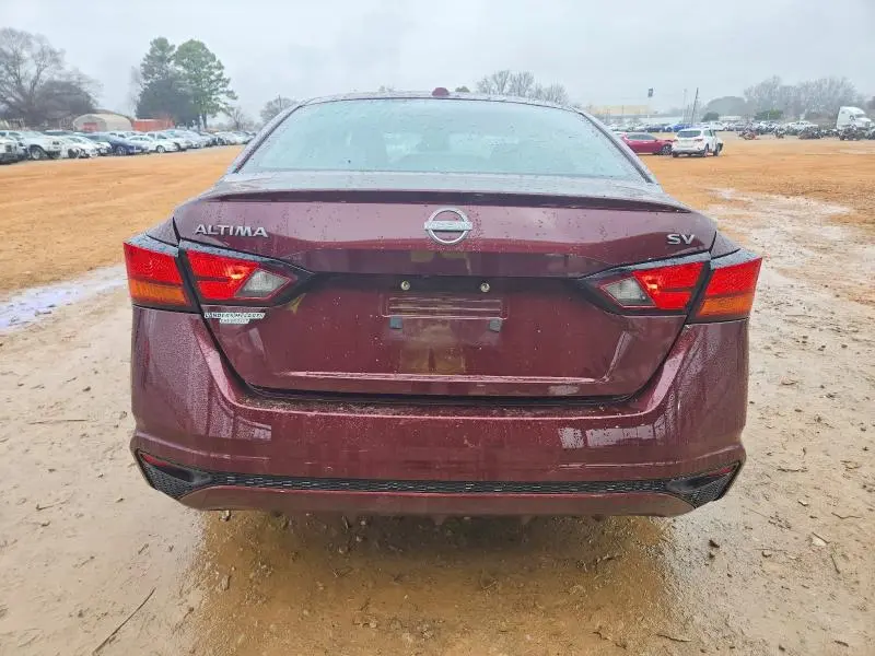 2024 NISSAN ALTIMA SV  