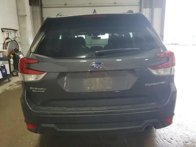 2022 SUBARU FORESTER PREMIUM  