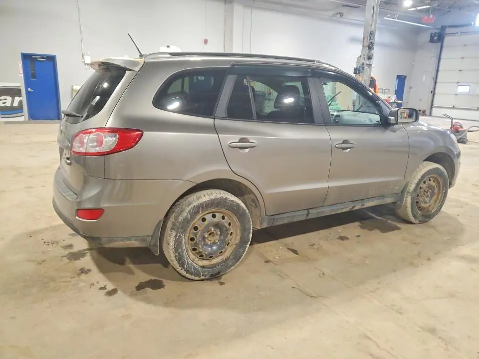2012 HYUNDAI SANTA FE GLS  