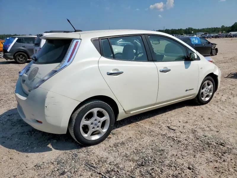 2012 NISSAN LEAF SV  