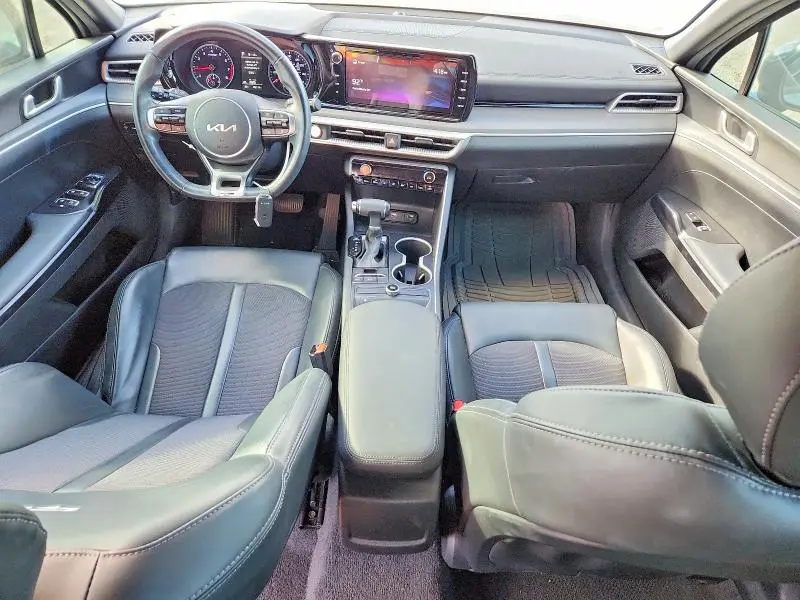 2022 KIA K5 GT LINE  