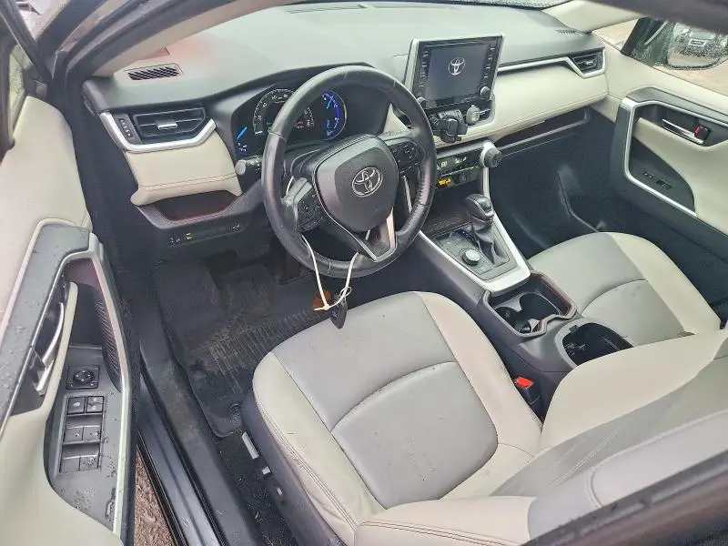 2019 TOYOTA RAV4 LIMITED  