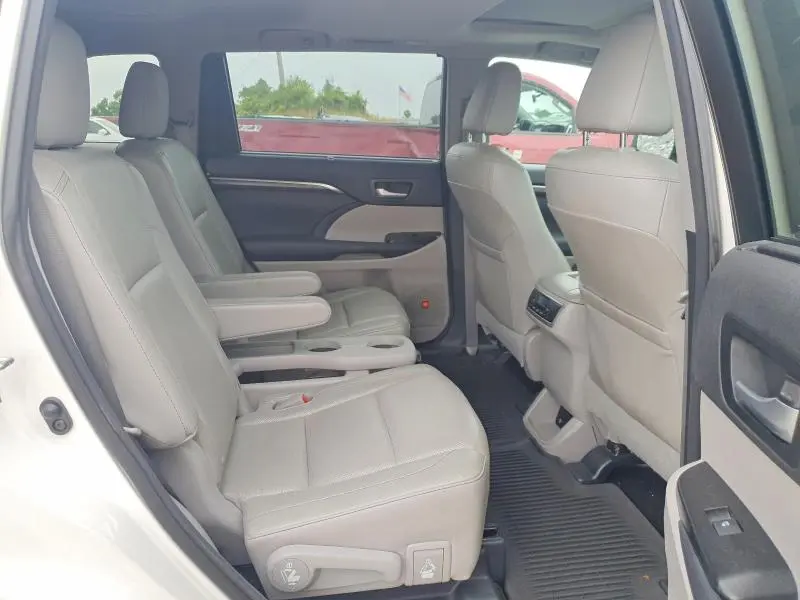 2014 TOYOTA HIGHLANDER LIMITED  