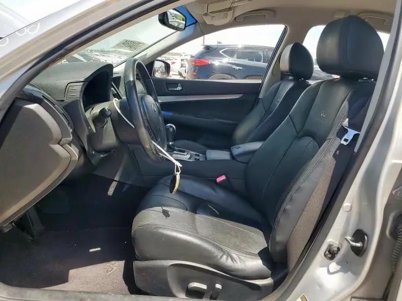 2010 INFINITI G37 BASE  