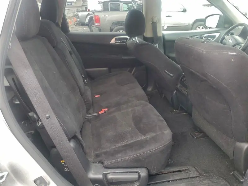 2016 NISSAN PATHFINDER S  