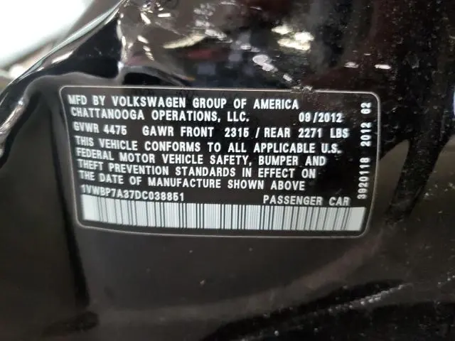 2013 VOLKSWAGEN PASSAT SE  