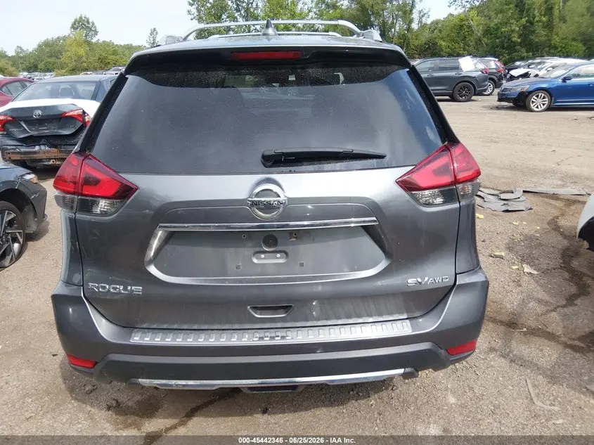 2017 NISSAN ROGUE SV