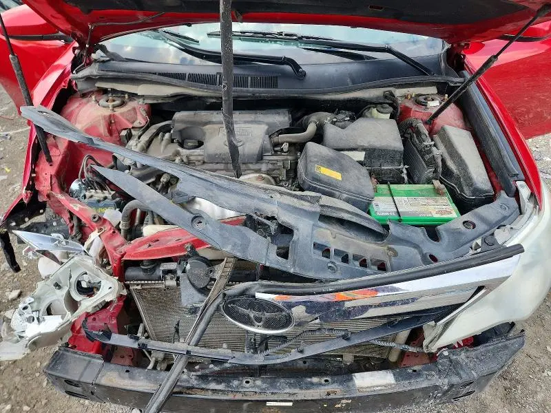 2014 TOYOTA CAMRY LE  