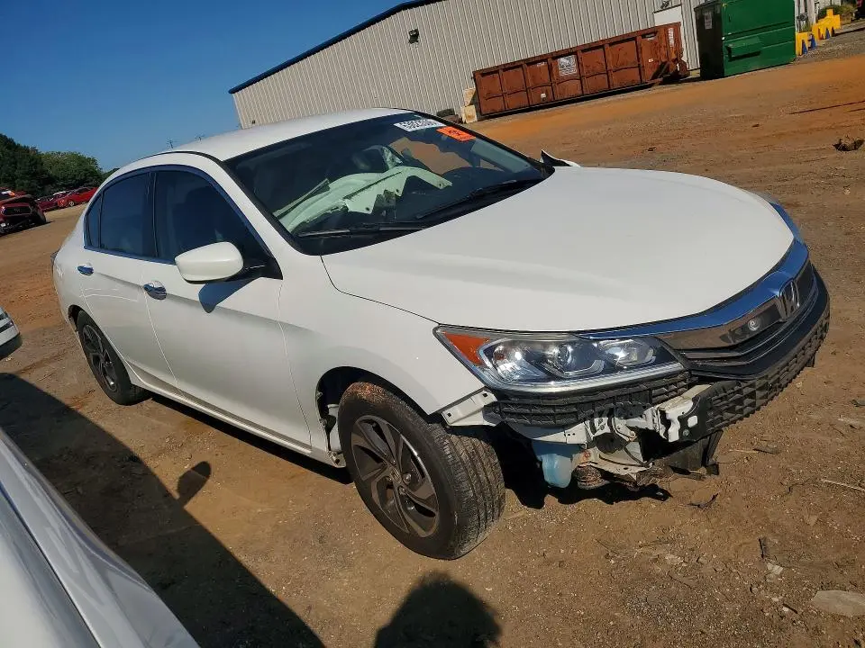 2017 HONDA ACCORD LX  