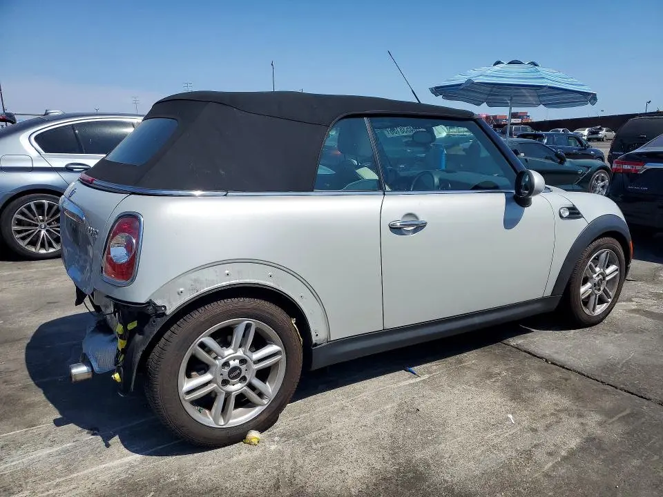 2012 MINI COOPER   