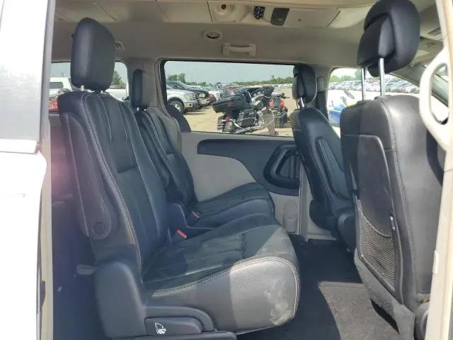 2016 CHRYSLER TOWN & COUNTRY TOURING  