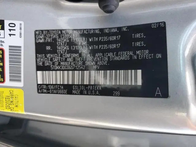 2016 TOYOTA SIENNA LE  